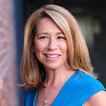 CREW Boston President Maureen McCaffrey Sits Down with BRET